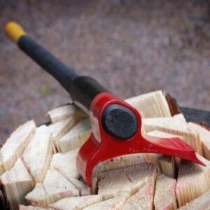 Revolutionary Finnish Wood-Splitting Axe Image